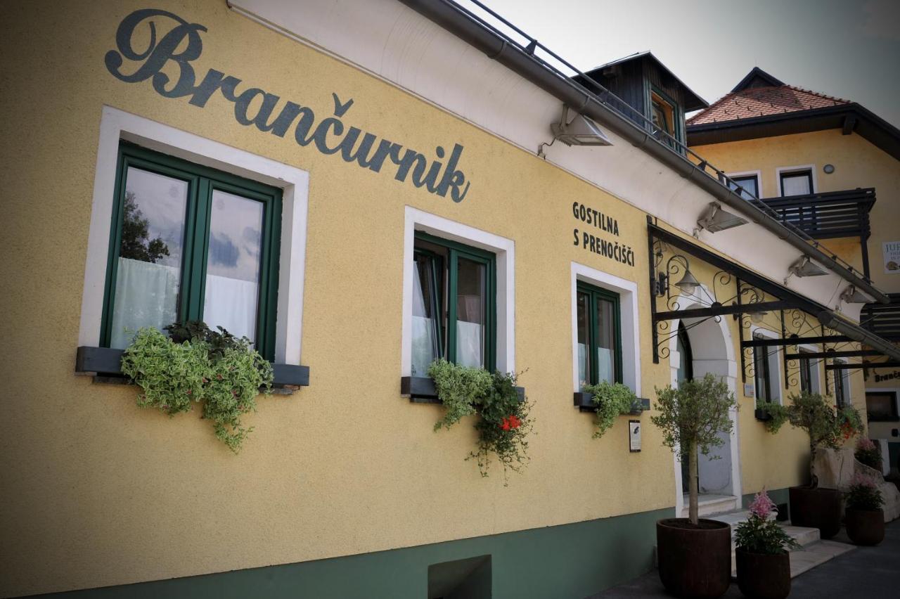 Hotel Gostilna In Prenocisca Brancurnik Prevalje Exterior foto