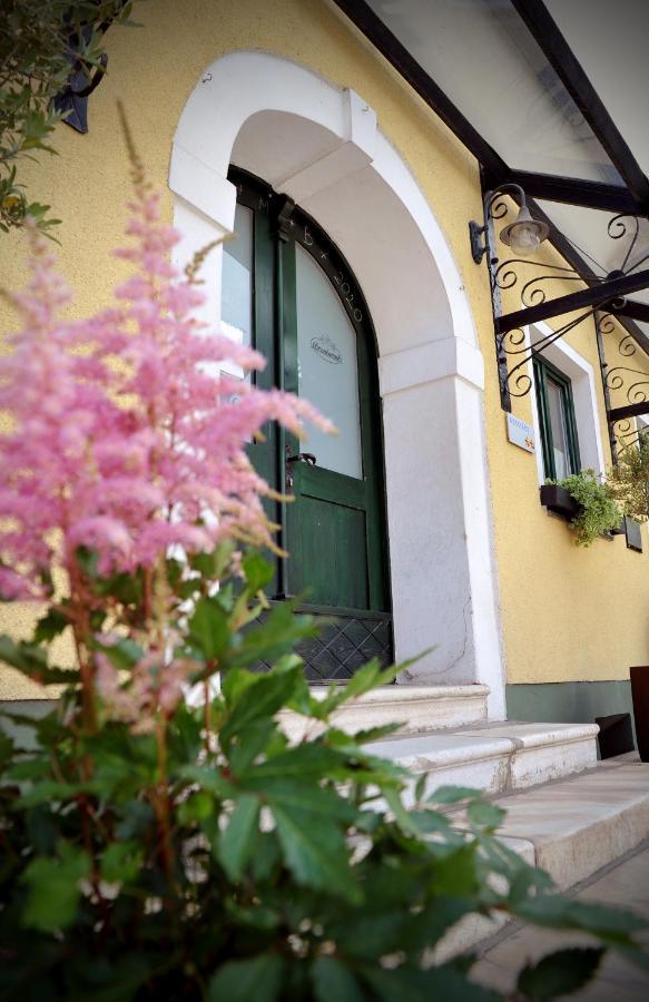 Hotel Gostilna In Prenocisca Brancurnik Prevalje Exterior foto