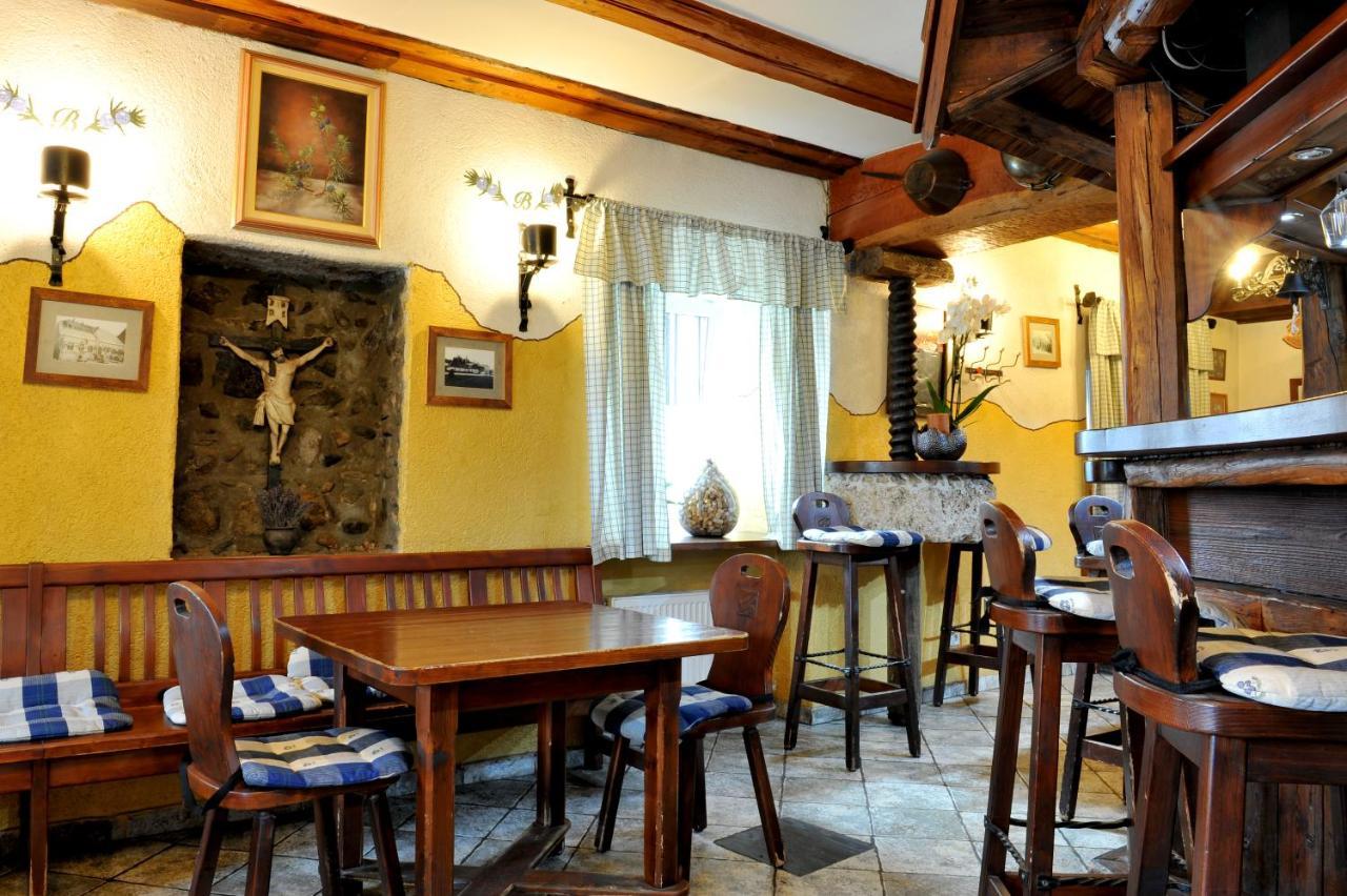 Hotel Gostilna In Prenocisca Brancurnik Prevalje Exterior foto